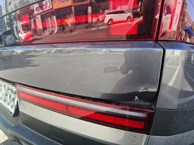현대 싼타페 MX5 트렁크 꺾임 복원
